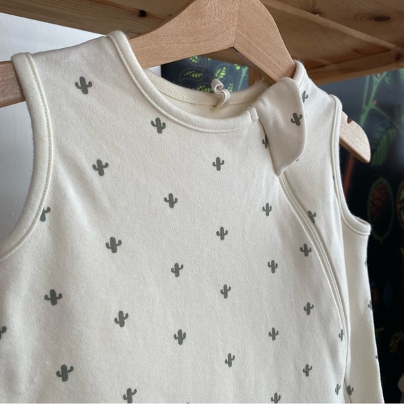 Quincy Mae Cream Green Cactus Jersey Sleep Bag - Picture 6 of 14